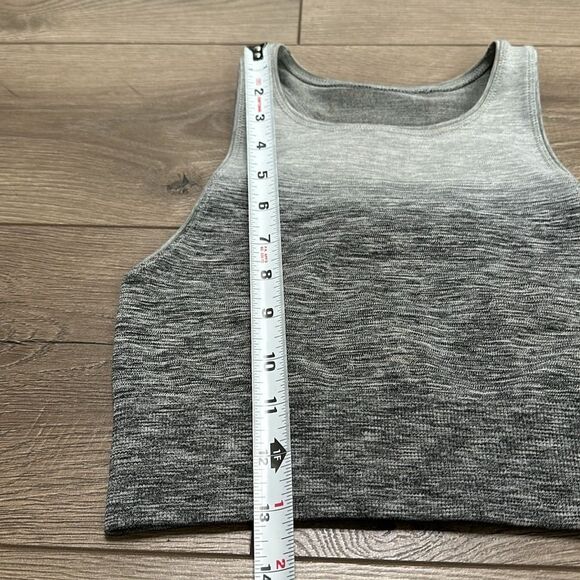 Lululemon Balance & Resist Seamless Crop Tank Grey Ombré Size 4 - Picture 4 of 6